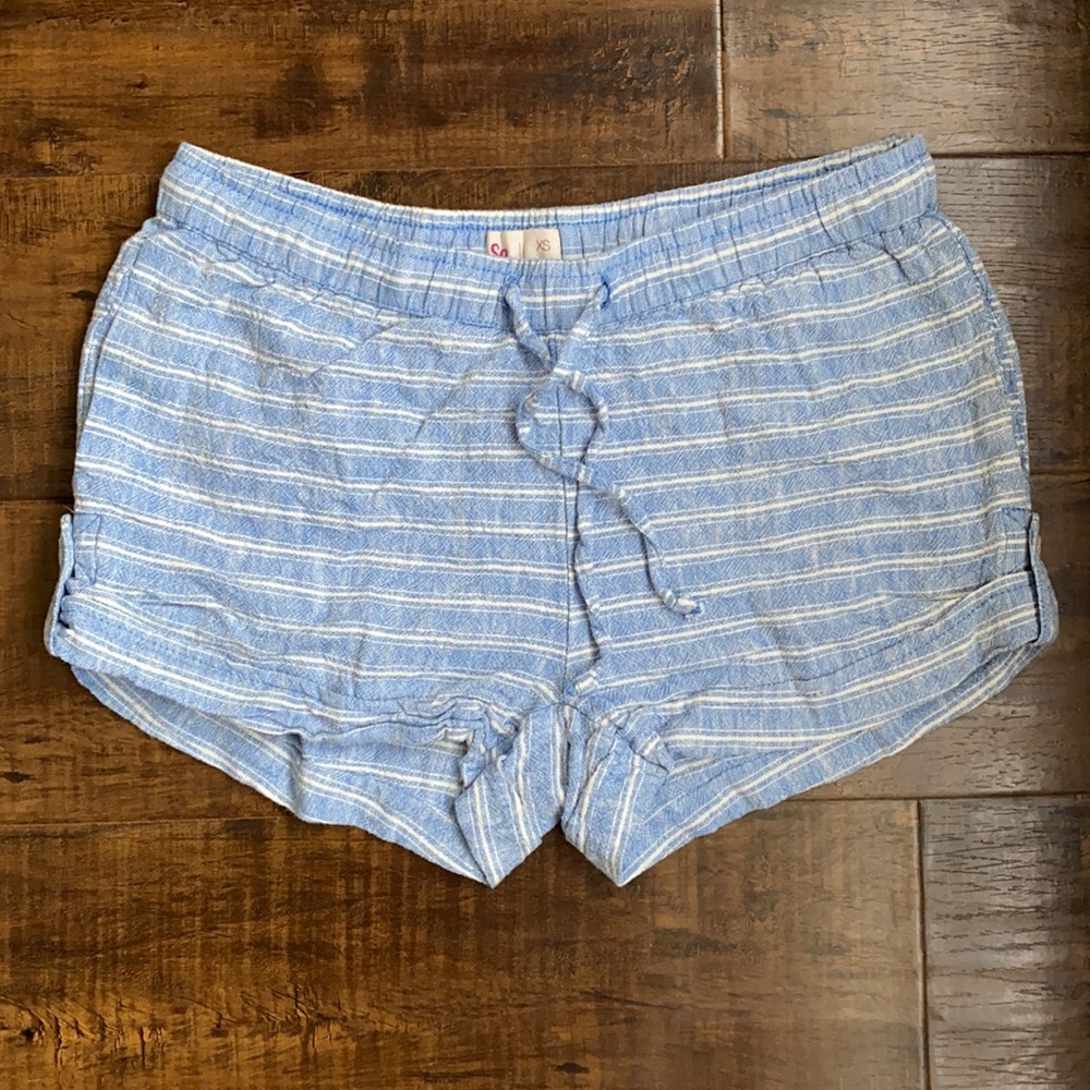 Linen shorts